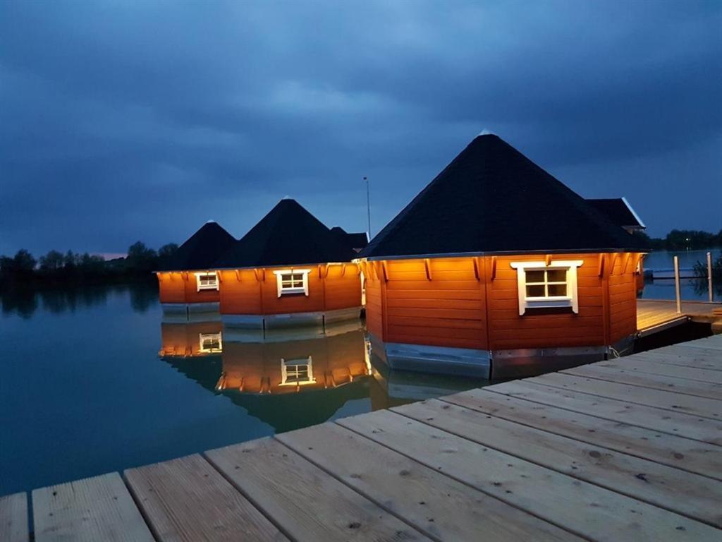 Maritime Freizeit Camp "Mfc" Erfurter Seen ภายนอก รูปภาพ